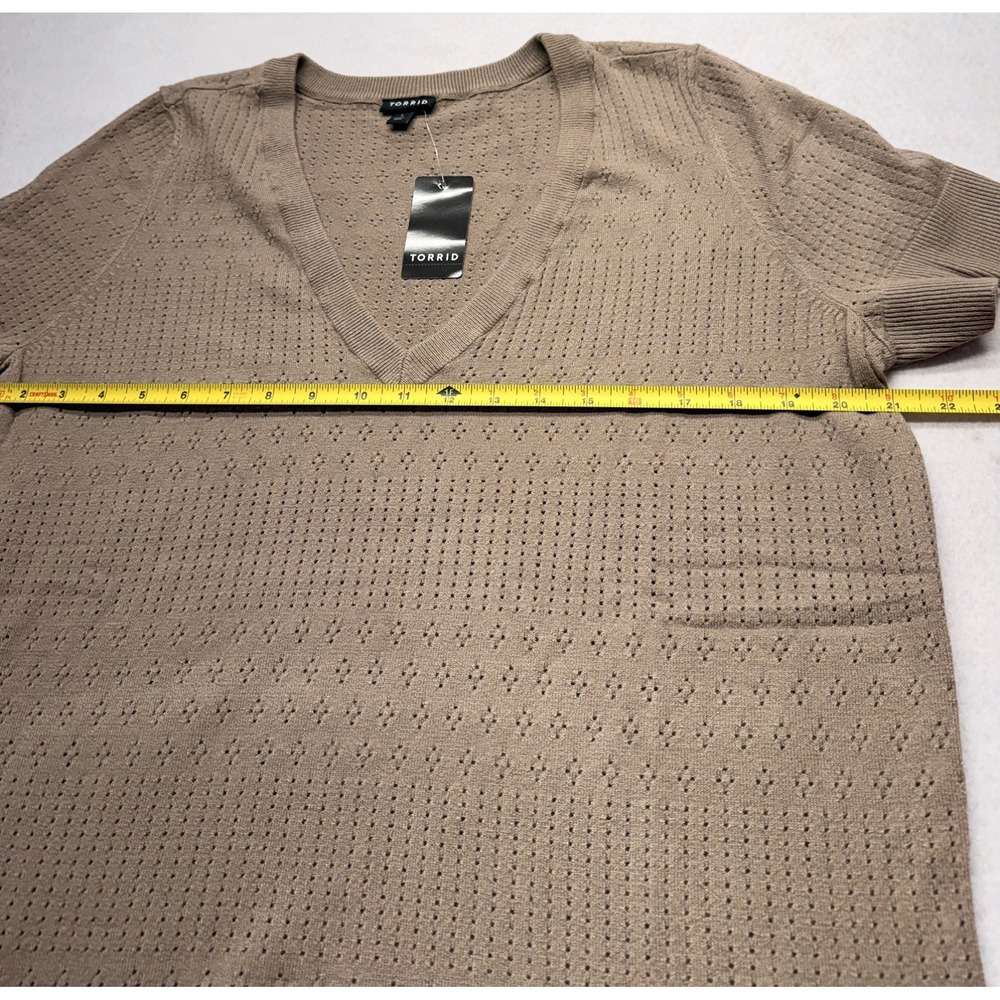 Torrid Everyday Soft Pointelle Pullover V-Neck Sweater Women's Size 1X - Picture 6 of 7